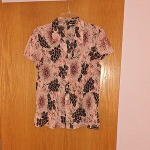 Woman's Short Sleeve Top